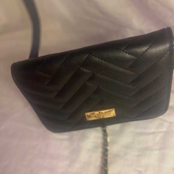 Bebe SOPHIA black Quilted Crossbody Bag with 2 removable Straps - Picture 2 of 8